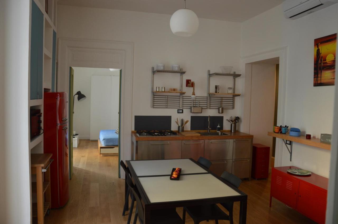 Appartamento Casa Flora Al Corso Napoli Esterno foto