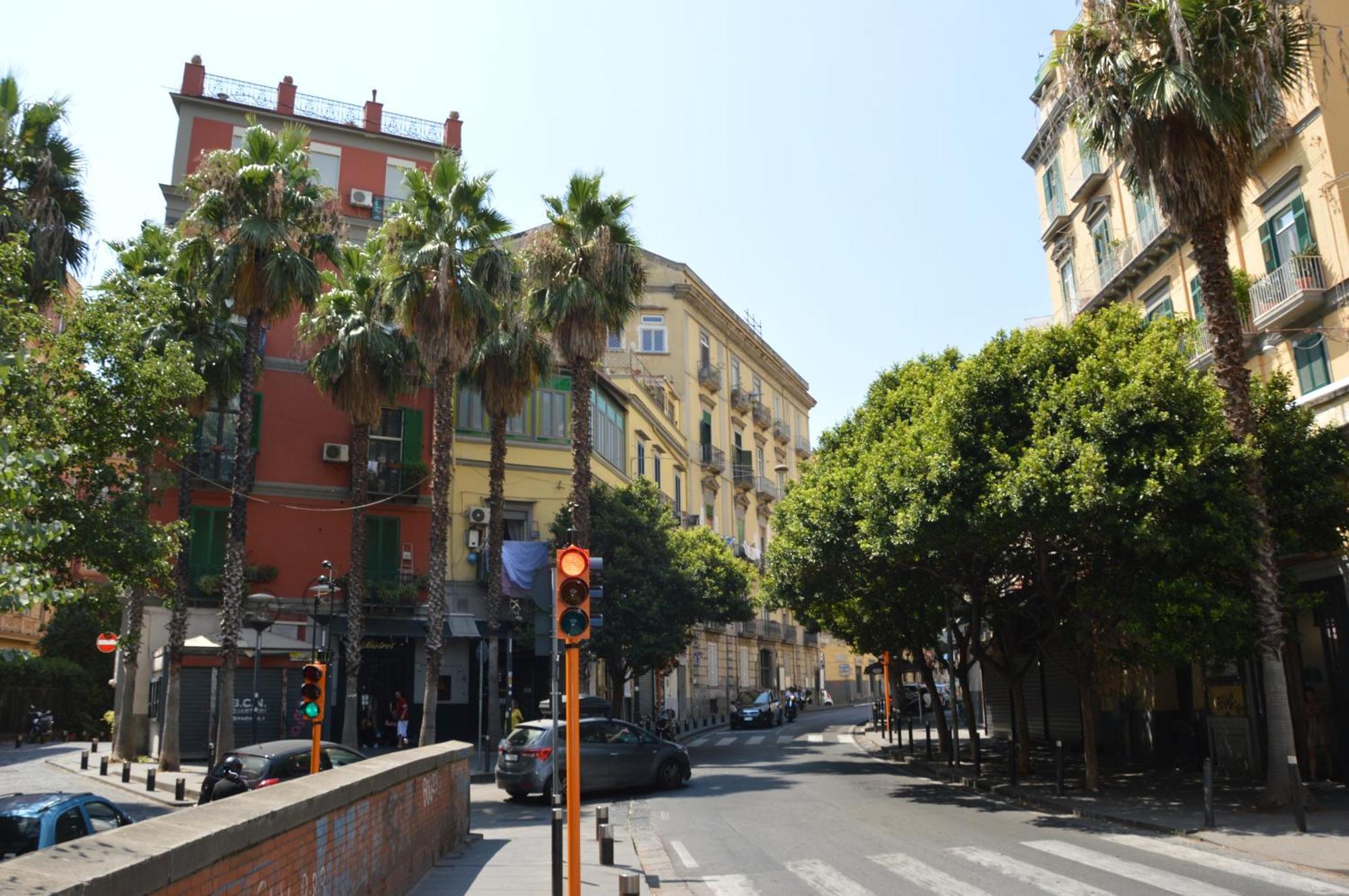 Appartamento Casa Flora Al Corso Napoli Esterno foto