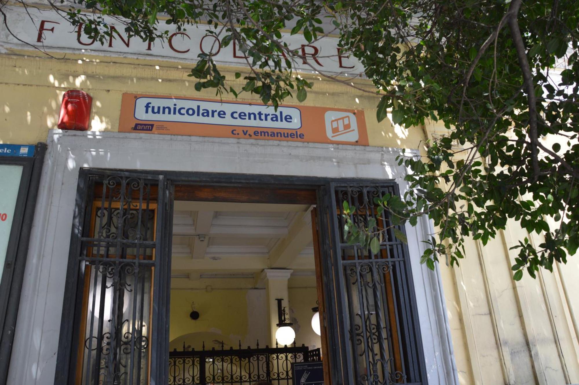 Appartamento Casa Flora Al Corso Napoli Esterno foto